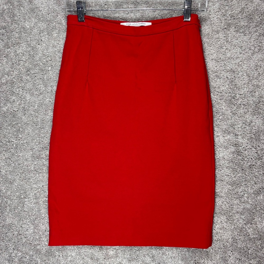 Diane von Furstenberg Red Viscose Blend Stretch Pencil Skirt Size 6 V00415